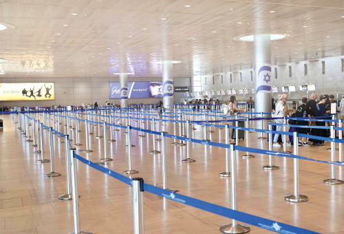 נתב"ג ריק (צילום: אבשלום ששוני)