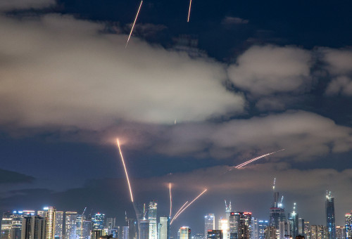 יירוטים בשמי תל אביב ב-15 ביוני 2025 (צילום: מתניה טאוסיג פלאש 90)