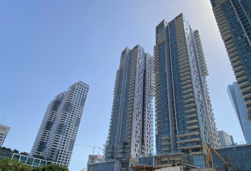 מגדלי מגורים בתל אביב (צילום: אבשלום ששוני)