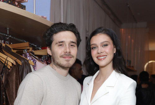 ברוקלין בקהאם ובת הזוג ניקולה (צילום: Stefanie Keenan/Getty Images for Revolve)
