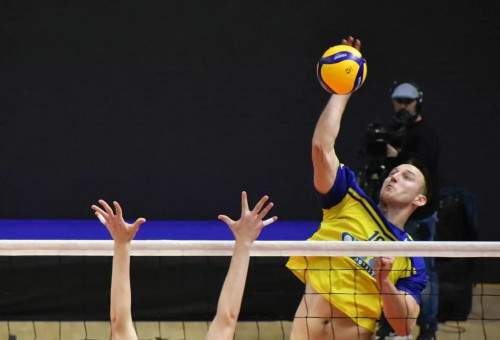 גנדי סוקולוב, מכבי תל אביב בכדורעף (צילום: אתר רשמי, רינת ורדי, באדיבות מכבי יעדים תל אביב)