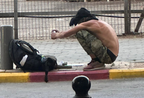 הומלסים בדרום תל אביב (צילום: אלון חכמון)