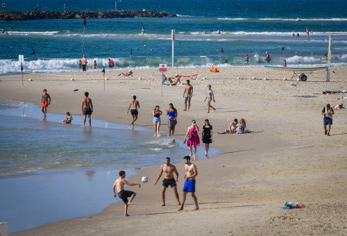 גל חום (צילום: אבשלום ששוני, פלאש 90)
