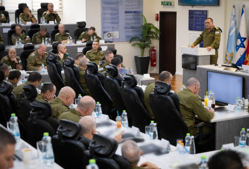 הרמטכ"ל אייל זמיר בנאום סיום הערכת המצב (צילום: דובר צה"ל)