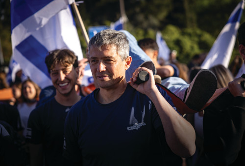 יועז הנדל בהפגנה של המילואימניקים (צילום: חיים גולדברג, פלאש 90)