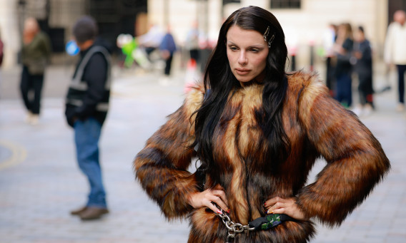 ג׳וליה פוקס