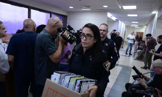 פרשת השחיתות בהסתדרות "יד לוחצת יד" (צילום: אבשלום ששוני)