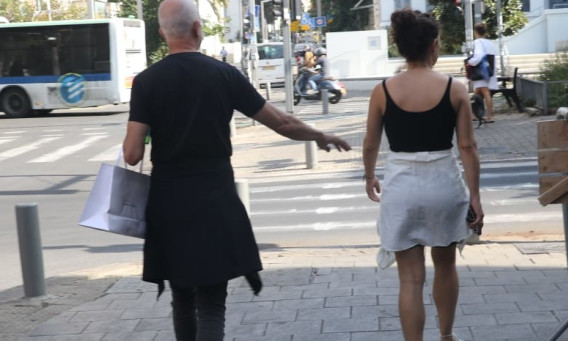 אורי גוטליב ובת זוגו  (צילום: פול סגל)