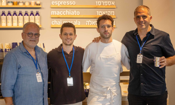 עמיר אהרון, רז רהב, אביב וולף ועזרא כהן (צילום: דניאל לילה)