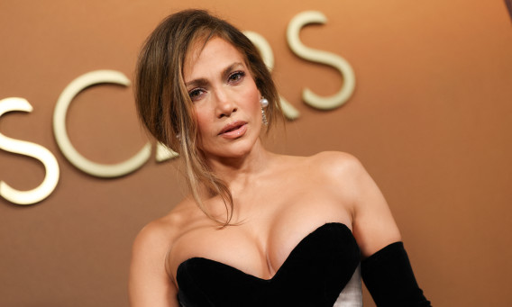 ג׳ניפר לופז (צילום: VALERIE MACON/AFP via Getty Images)