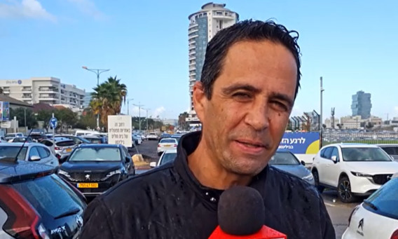 אלמוג בוקר (צילום: צילום מסך קשת 12)