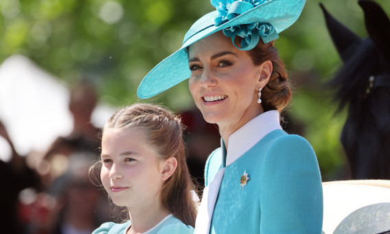 קייט מידלטון והנסיכה שארלוט  (צילום:  Neil Mockford/Getty Images)