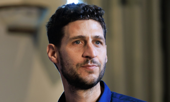 עמרי מניב (צילום: Moshe Shai FLASH90)