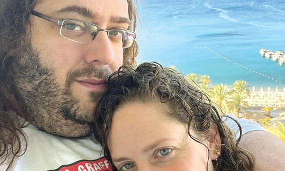 איתי לוקץ׳ ושרה פרי (צילום: פרטי)