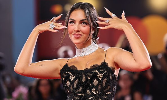 ג'ורג'ינה רודריגס (צילום: Theo Wargo/Getty Images)