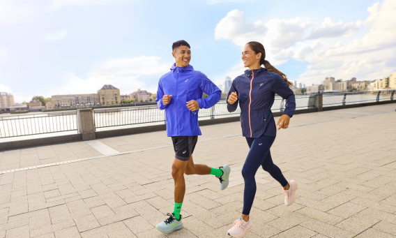 ASICS GEL NIMBUS 28 (צילום: באדיבות המותג)