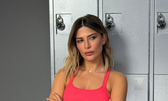 מירן בוזגלו בסט הצילומים ל-Zsport