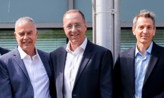אורי לוין, גיל גבע ואריה בכר (צילום: כפיר זיו)