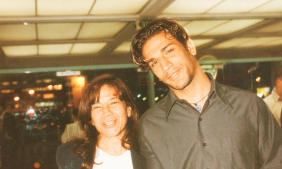 יפית גרינברג עם בנה, איל גרינברג (צילום: קוקו)