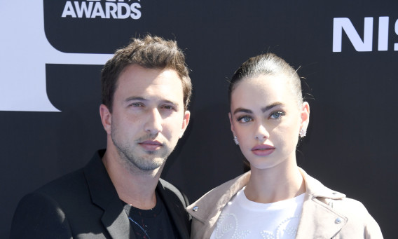 יעל שלביה, ברנדון קורף