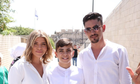 ישראל אזולאי, ג'קי אזולאי