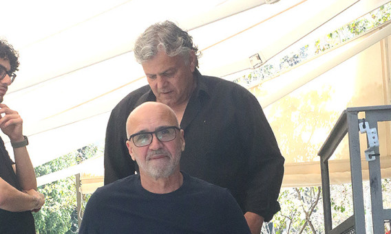 גל אוחובסקי