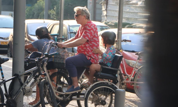 ליאור אשכנזי ובתו תמרה
