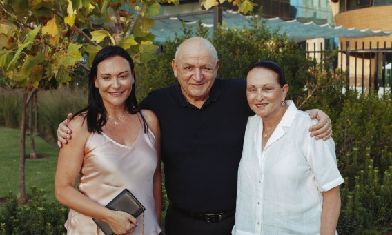 חיה ויצחק תשובה וגל נאור 