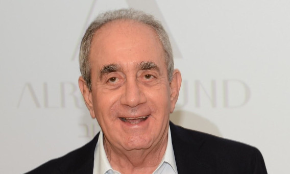 אלפרד אקירוב