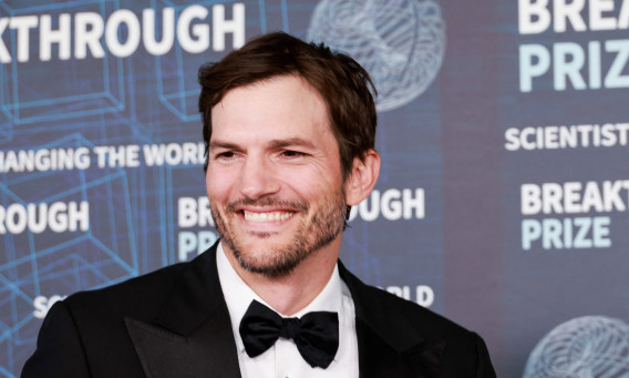 אשטון קוצ'ר (צילום: רויטרס)