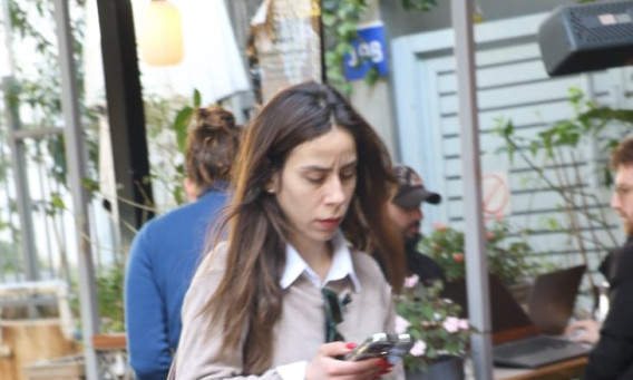 שרית פולק, פפראצי (צילום: פול סגל)
