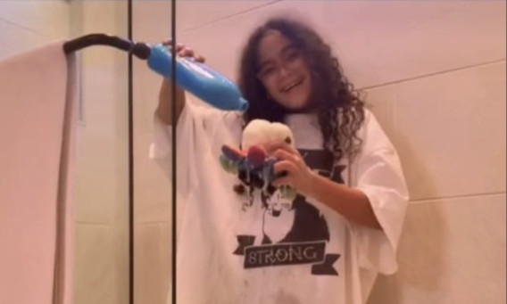 מי זו?