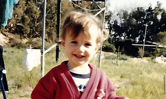 מי הילדה שבתמונה?  (צילום: פרטי)