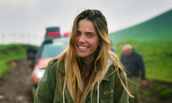 רותם סלע בצילומי הסדרה חדשה בנטפליקס, “Off Road”