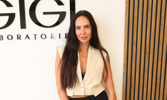 עם התחבושת, ללא הגבס