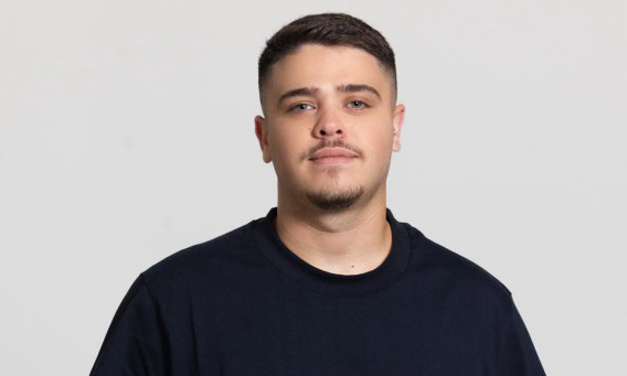 מושיקו עג'מי  (צילום: רן יחזקאל)