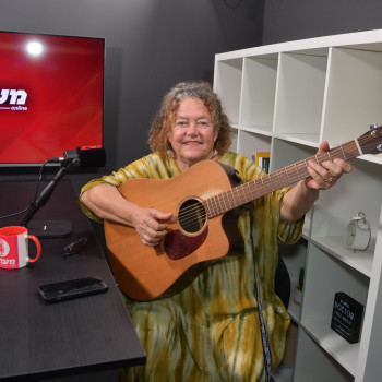 לאה שבת (צילום: אבשלום ששוני)