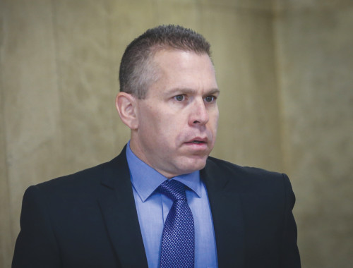 למרות פיזור הכנסת ארדן יחליט אם להמשיך בהליך למינוי מפכ ל המשטרה