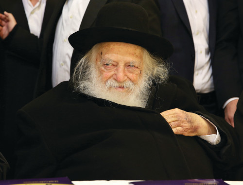 ×¢×'×•×¨ ×ž××ž×™× ×™×• ×©×œ ×