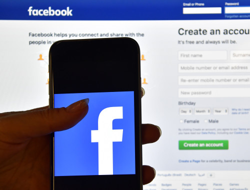 תקדים נבחר ציבור התחייב בביהמ ש להסיר חסימות בעמוד הפייסבוק שלו