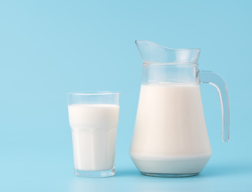 חלב: מה בריא יותר לבני אדם - חלב פרות או עזים? | מאיה רוזמן | מעריב