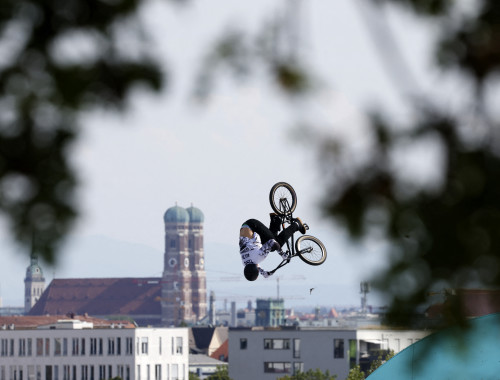 אליפות אירופה 2022 - רכיבה על אופני BMX(צילום: REUTERS/Michaela Rehle)
