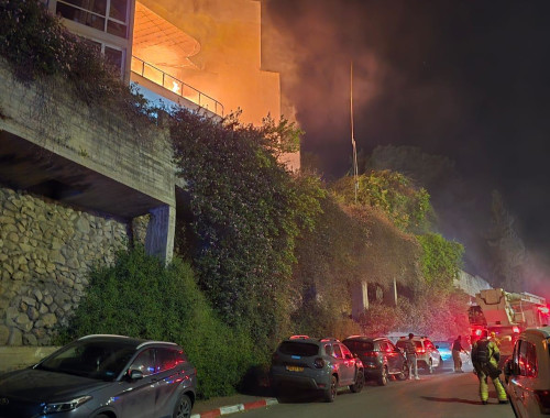 שריפה במלון בטבריה(צילום: כב"ה)