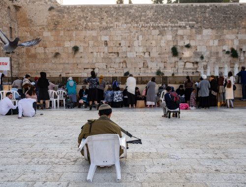 תשעה באב בכותל המערבי(צילום: חיים גולדברג, פלאש 90)