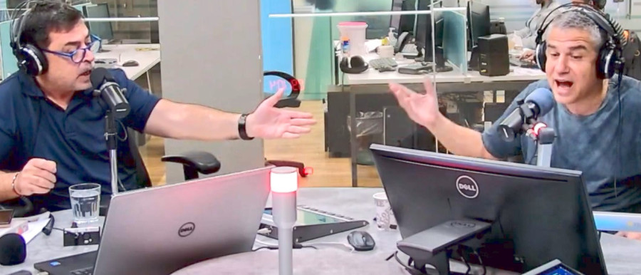 ינון מגל, בן כספית