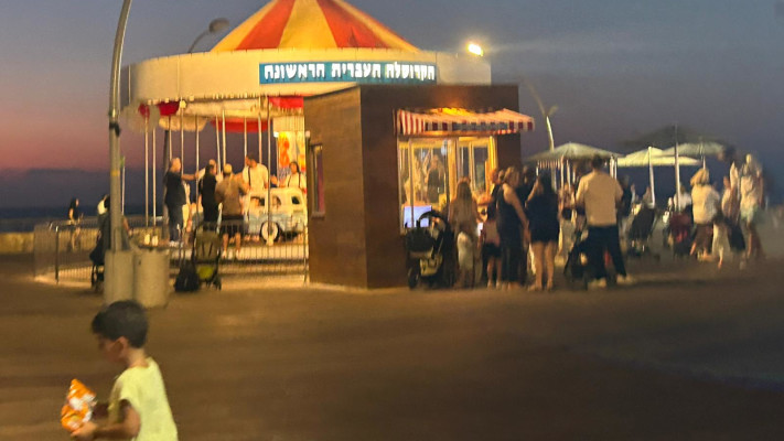 הקרוסלה בנמל תל אביב (צילום: מאיה כהן)