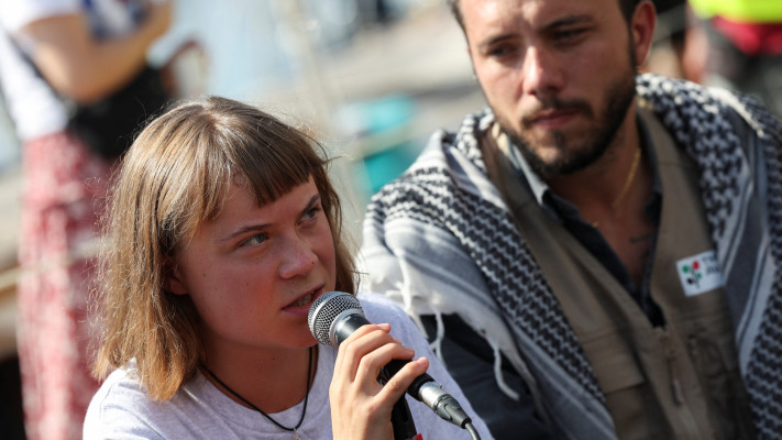 גרטה תונברג לפני יציאת משט ''סומוד'' לעזה