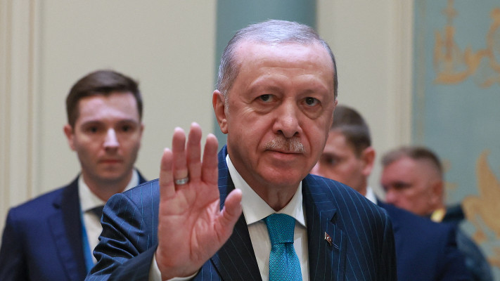 ארדואן בפסגה בטאי'גין