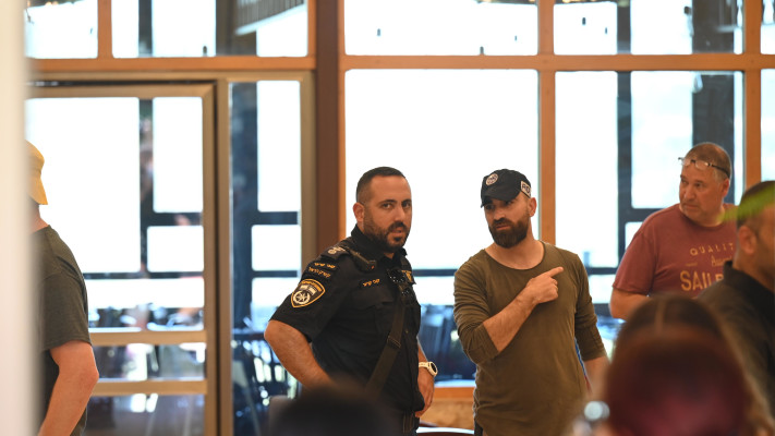 זירת הפיגוע במלון בקיבוץ צובה