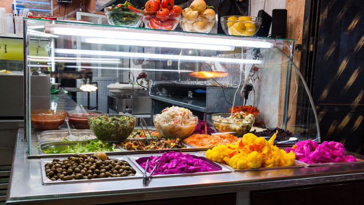 דוכן פלאפל ושוארמה